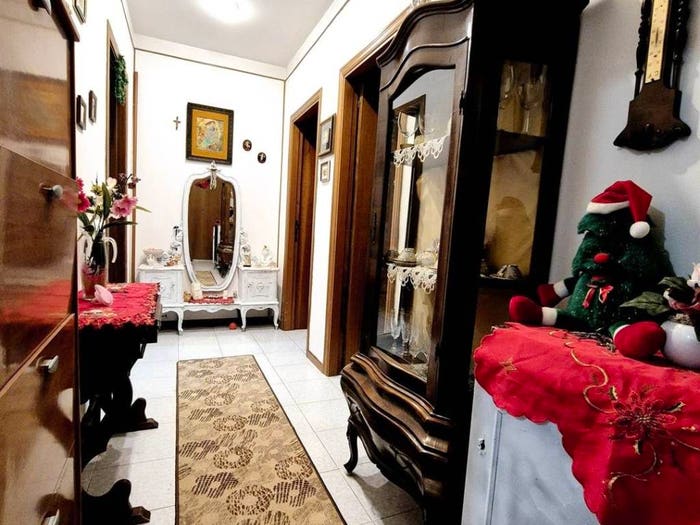 Appartamento trilocale in vendita in Piano, Ancona