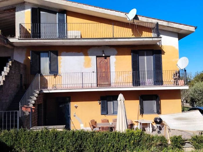 Casa con 6 locali in vendita in Strada Vignale la Pietrina, Mazzano Romano