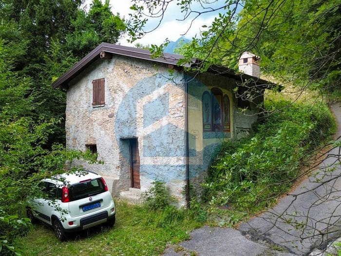 Casa bilocale in vendita in Via Dera Malegno BS, Malegno