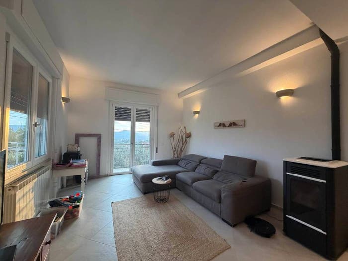 Casa con 5 locali in vendita in Fosdinovo