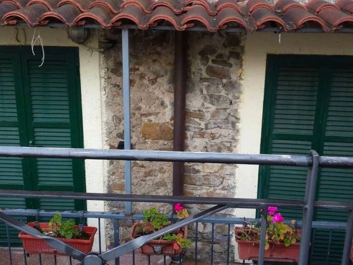 Appartamento trilocale in vendita in Dolceacqua