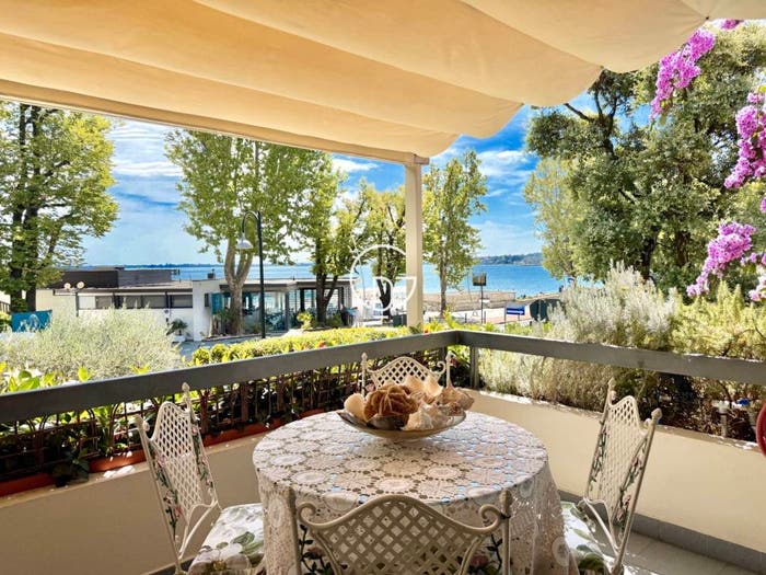 Casa con 6 locali in vendita in Lungolago Cesare Battisti, Desenzanino, Desenzano del Garda