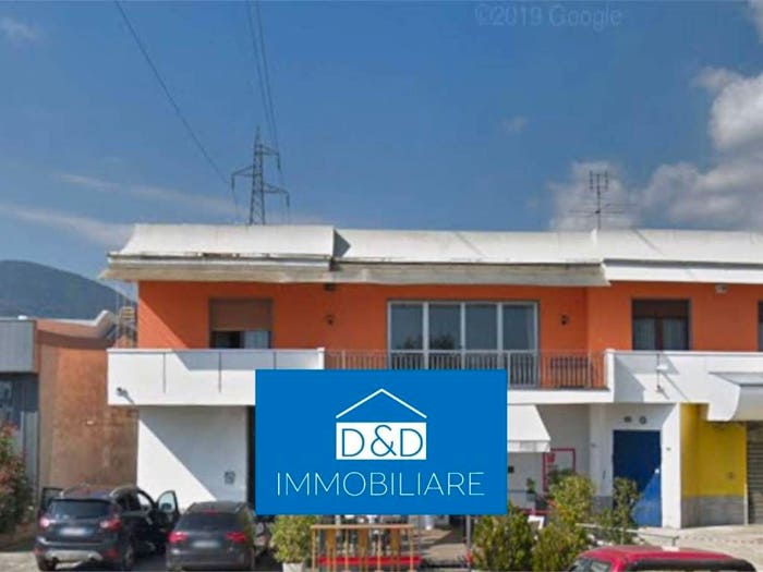 Appartamento con 5 locali in vendita in Via Ivrea, Centro, Cuorgnè