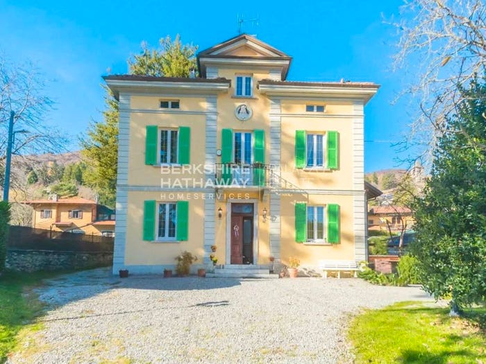 Casa con 6 locali in vendita in Alta Valle Intelvi, Lanzo D'Intelvi