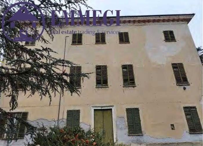 Casa con 6 locali in vendita in Corso Piave, Novi Ligure