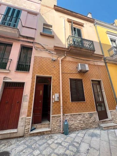 Appartamento bilocale in vendita in Via Zara, Centro Storico, Brindisi