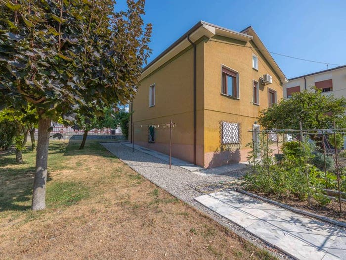 Casa con 5 locali in vendita in Via Strada Nuova, Arbizzanosanta Maria, Negrar di Valpolicella