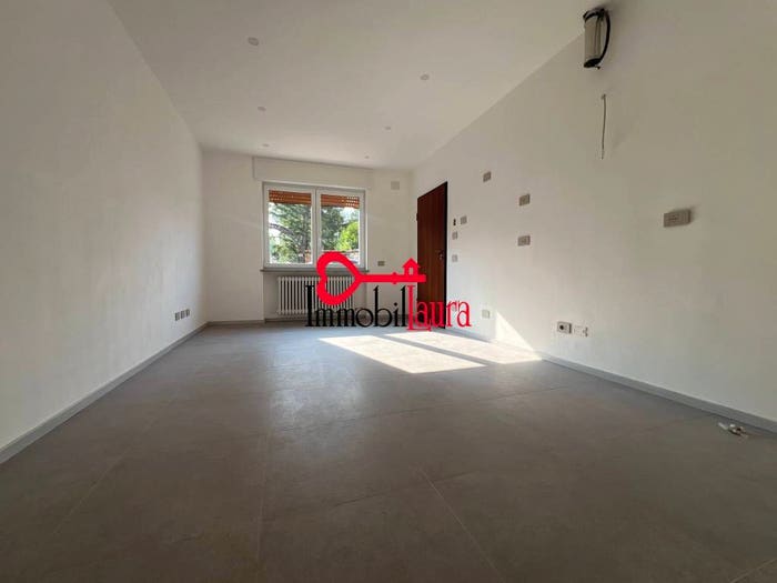 Appartamento trilocale in vendita in Saltrio