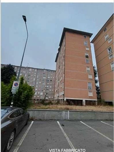 Appartamento con 5 locali in vendita in Via Camillo Giussani, Tre Castelli Faenza, Milano