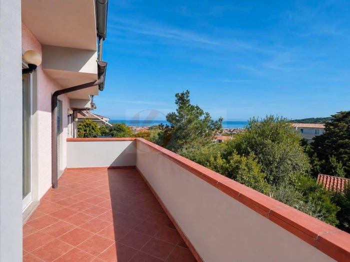 Appartamento quadrilocale in vendita in Via Umbria, Lu Bagnu, Castelsardo
