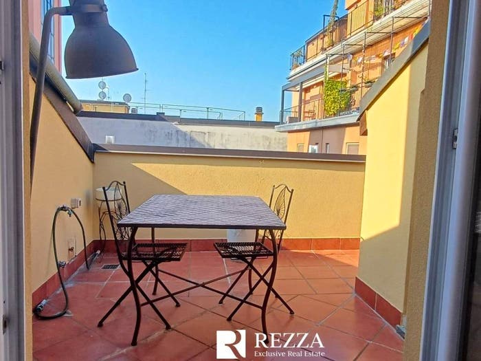 Casa bilocale in vendita in Corso di Porta Ticinese, Ticinese, Milano