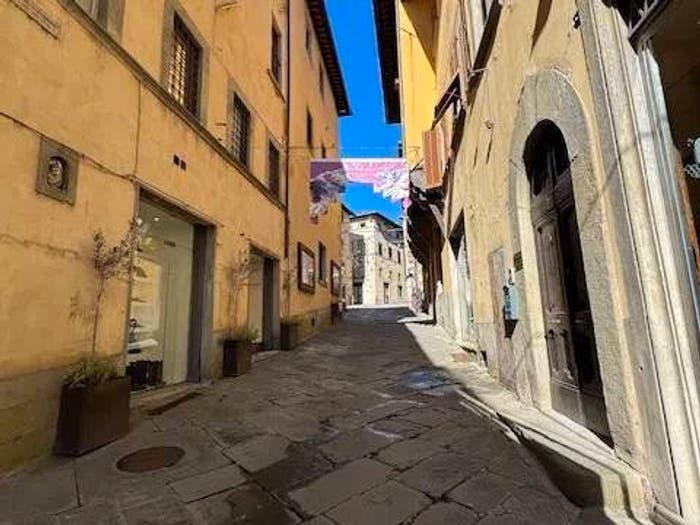 Appartamento con 5 locali in vendita in Via G Borghi, Centro, Bibbiena