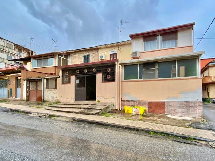 Casa con 5 locali in vendita in Via Appennini, Giostra, Messina