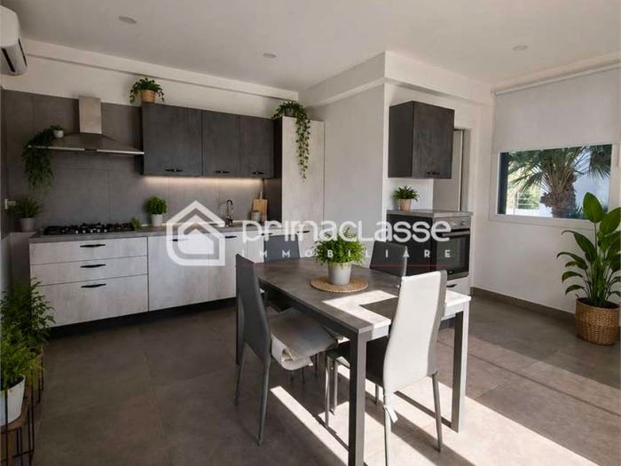 Casa con 6 locali in vendita in Modica Sorda, Modica