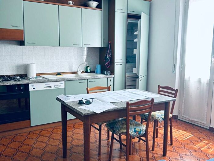 Appartamento trilocale in vendita in Via della Concordia, Villa Fastiggi, Pesaro