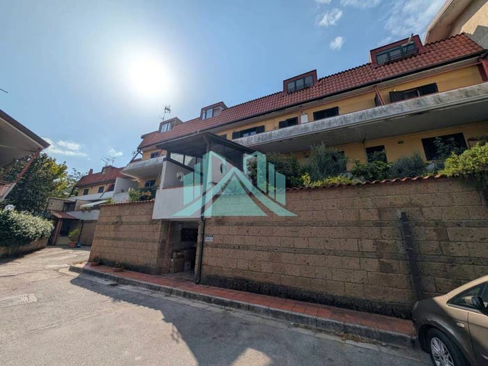Appartamento quadrilocale in vendita in viale san modestino, Mercogliano