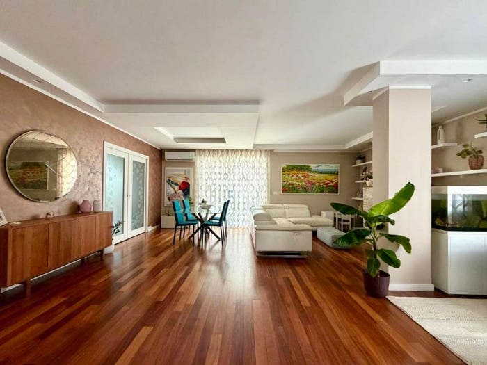 Casa con 6 locali in vendita in V Eduardo de Filippo, Tivolille Pasquali Merenzata, Mendicino