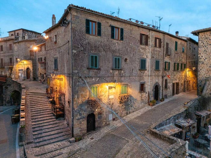 Appartamento quadrilocale in vendita in Bolsena