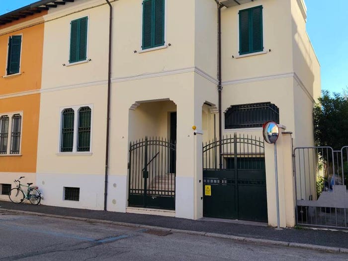 Casa con 6 locali in vendita in Via Ercolana, Centro Storico, Ravenna