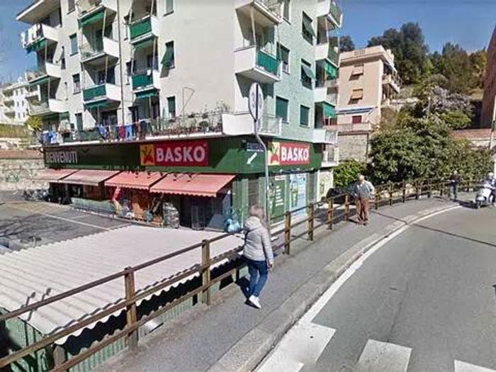 Appartamento trilocale in vendita in Via Sturla, Sturla, Genova