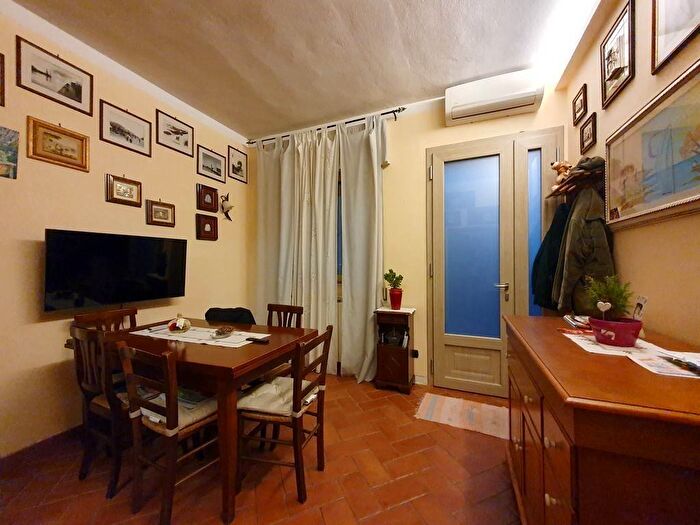 Casa con 5 locali in vendita in Via Ciro Menotti, Terminetto Migliarina, Viareggio
