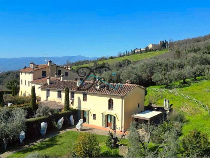 Casa con 6 locali in vendita in Via di Paterno, Santomato, Pistoia