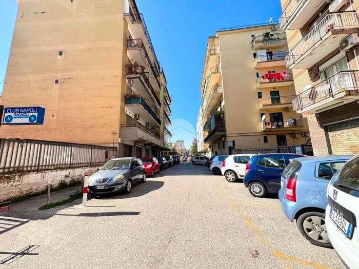 Appartamento bilocale in vendita in Via Diomede Carafa, Bagnoli, Napoli