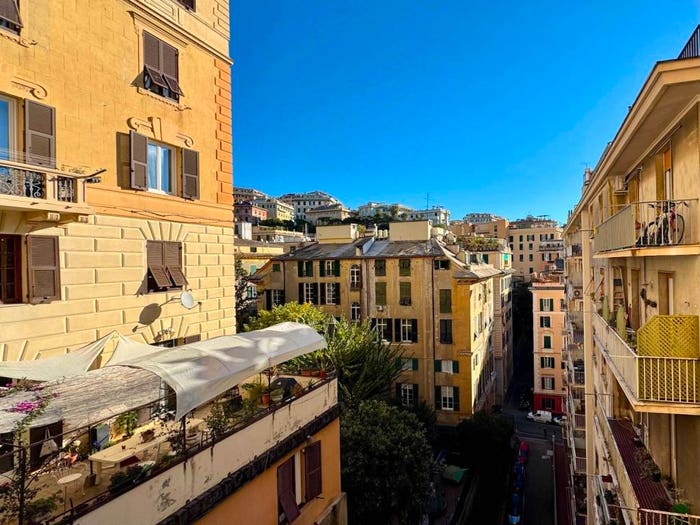 Appartamento quadrilocale in vendita in Salita di San Gerolamo, Castelletto, Genova