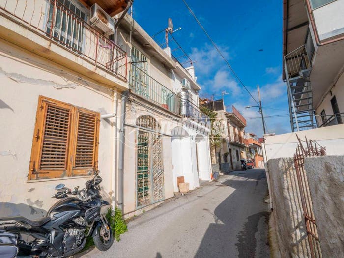 Casa trilocale in vendita in Via Gabella, Larderia, Messina