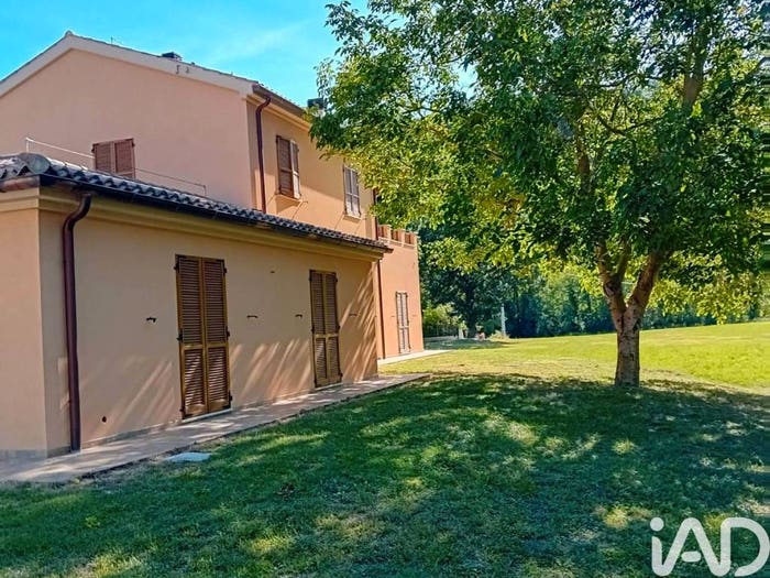 Casa con 6 locali in vendita in Via Valnerina, Centro, Macerata