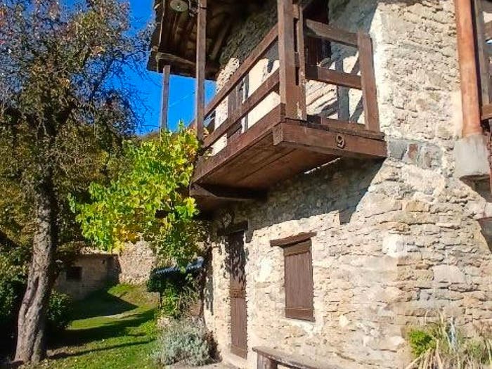 Casa con 5 locali in vendita in Borgata Fusero, Giaveno