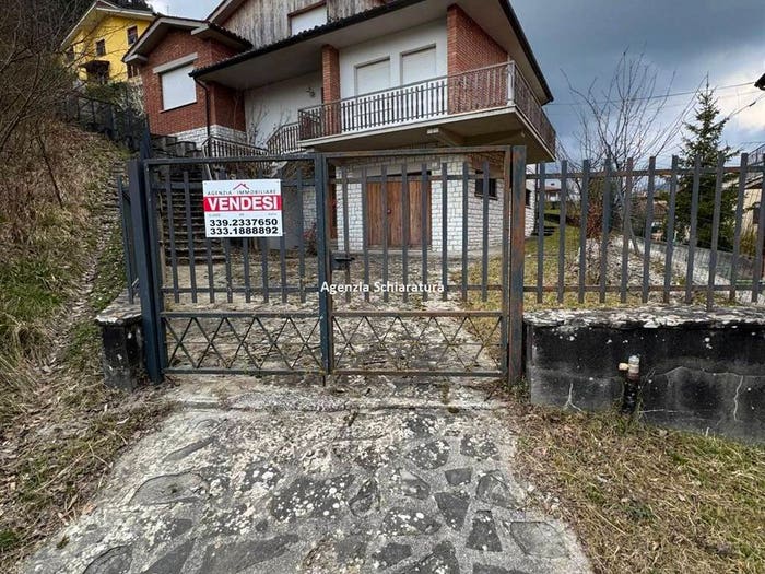 Casa con 6 locali in vendita in Centro, Mercatello sul Metauro