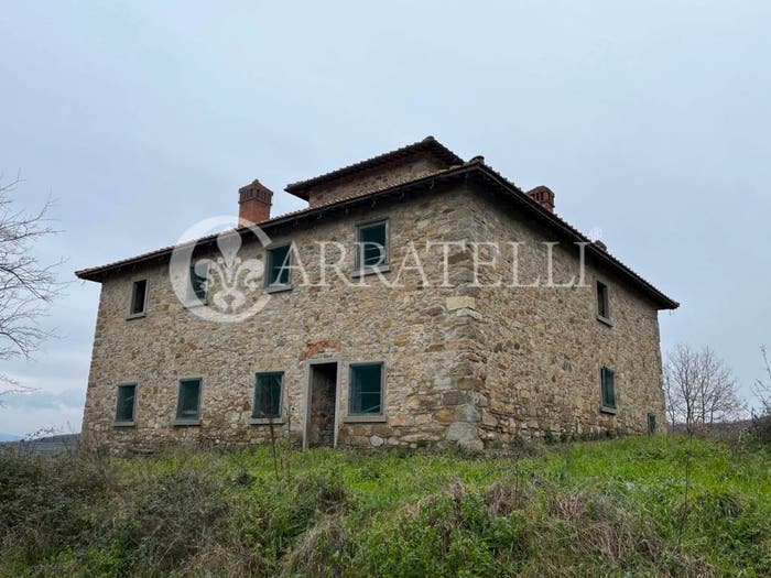 Casa con 6 locali in vendita in Via Cavi, Laterina Pergine Valdarno