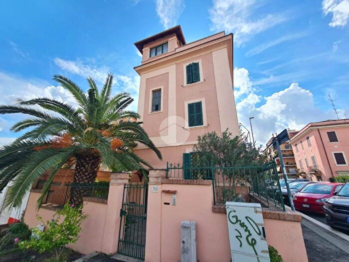 Appartamento trilocale in vendita in Via portuense, Portuense, Roma