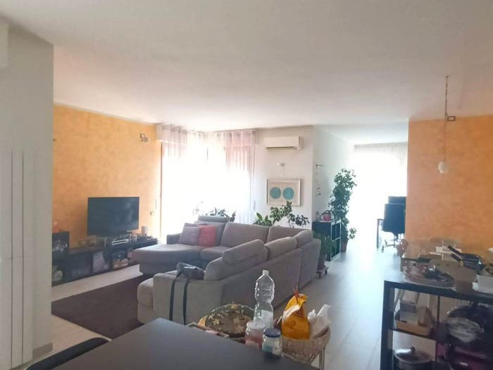 Appartamento quadrilocale in vendita in Viale Giuseppe Di Vittorio, Centro, Chianciano Terme