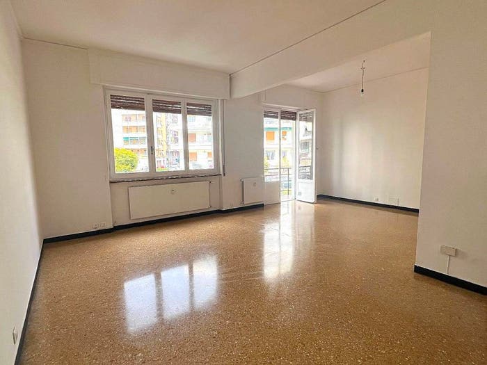 Appartamento quadrilocale in vendita in Via Giovanni Opisso, Pegli, Genova