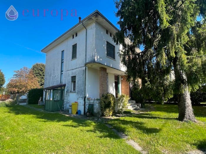 Casa con 6 locali in vendita in via cal de ligna, Polcenigo
