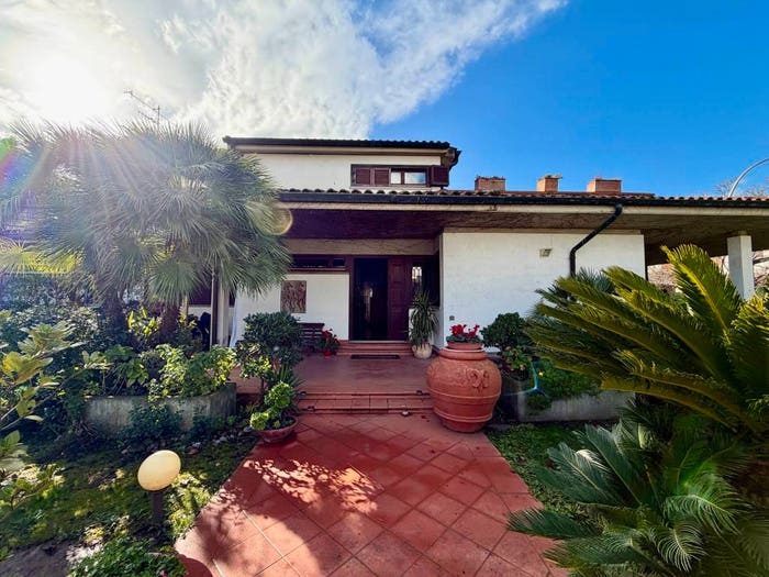 Casa con 6 locali in vendita in Via Monviso, San Luigi Capannino Corti Nuove, Follonica