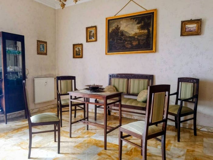 Appartamento trilocale in vendita in Viale Villa Chiesa, Multedo, Genova