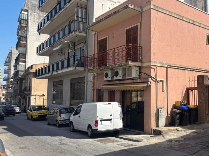 Appartamento trilocale in vendita in Via Palermo, Giostra, Messina
