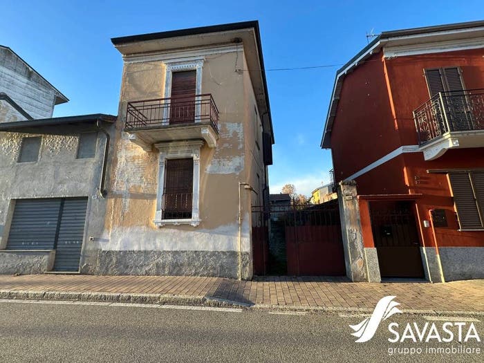 Casa trilocale in vendita in Via alla Chiesa, Lumellogno Pagliate, Novara