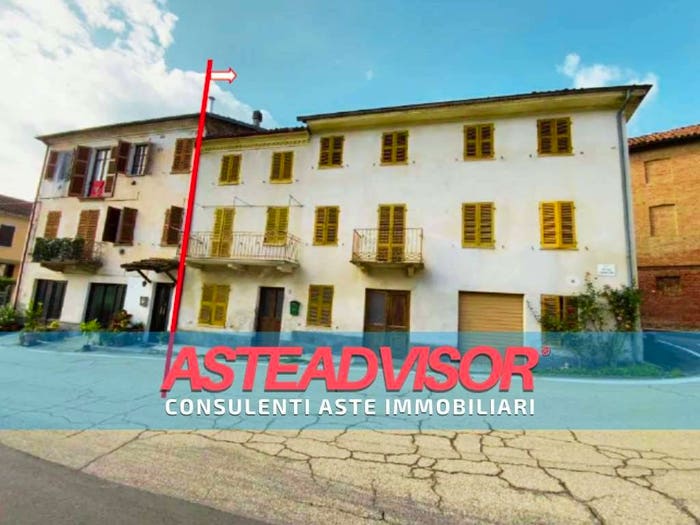 Casa con 6 locali in vendita in Via Incisa Scapaccino C, Centro, Cortiglione