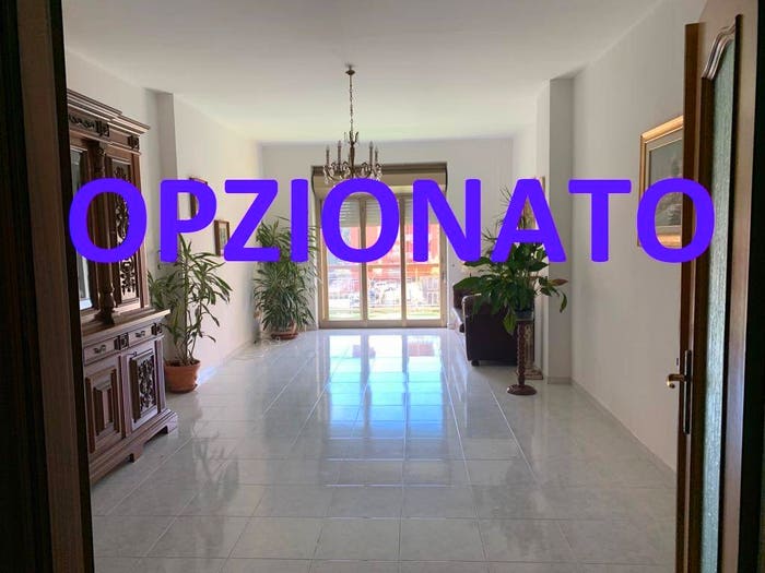 Appartamento con 5 locali in vendita in Via Giuseppe Laurelli, Centro, Isernia