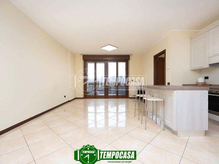 Appartamento trilocale in vendita in Via Don Giovanni Manzoni, Osio Sotto
