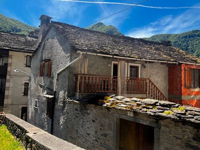 Appartamento quadrilocale in vendita in Ronchi, Boccioleto