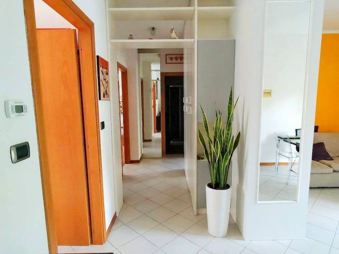 Appartamento con 6 locali in vendita in Marconi, Imola