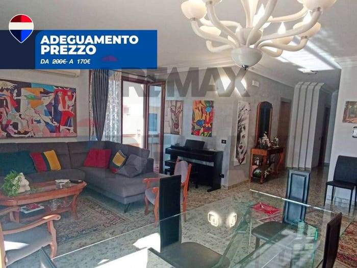 Appartamento con 6 locali in vendita in via senna, Pedalino, Comiso
