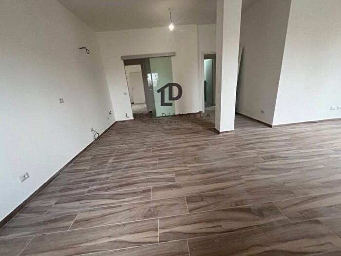Appartamento quadrilocale in vendita in einaudi, Centro, Parabiago