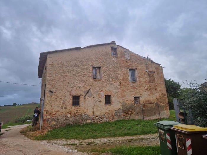 Casa con 6 locali in vendita in Vocabolo Valterozzi, Marsciano