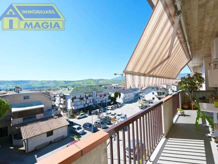 Appartamento con 5 locali in vendita in Via Cesare Battisti, Piattoni Villa Sant'Antonio, Castel di Lama
